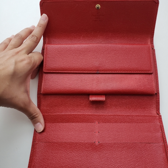 Authentic Louis Vuitton Red Epi Leather Wallet - Picture 4 of 15